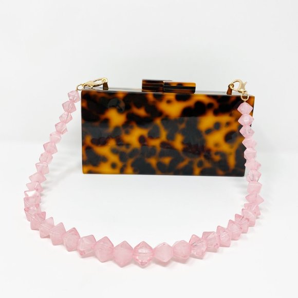 Geometric Short Acrylic Purse Strap in Pink - Picture 4 of 6